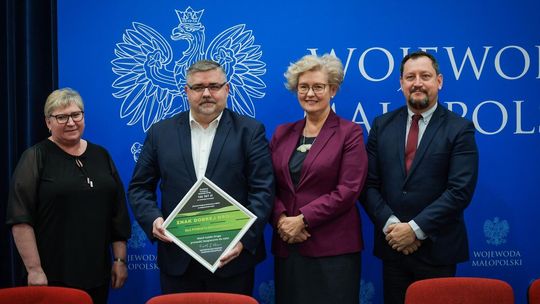 Bochnia. Powiat pozyskał środki na remont drogi w Łazach