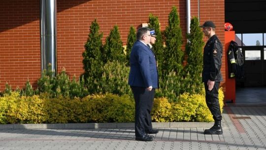 Bochnia. Uroczyste podniesienie flagi państwowej