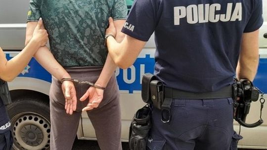 Cztery lata szukała go policja z Wieliczki! Przyleciał z Islandii i wpadł w mieszkaniu w Krakowie