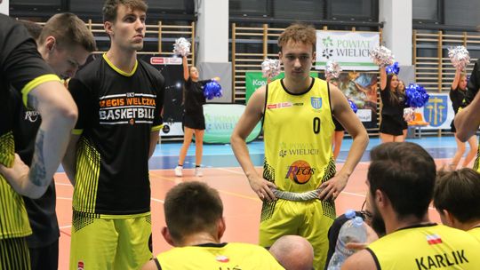 Dotkliwa porażka koszykarzy UKS Regis Wieliczka. Wisła Kraków rozbiła gospodarzy 113:66!
