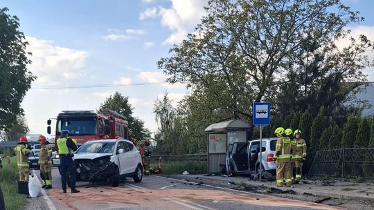 Dwie osoby poszkodowane w wypadku pod Proszowicami