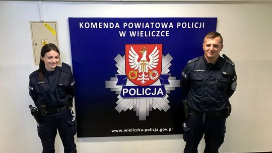 DZIĘKI WIELICKIM POLICJANTOM, POSZUKIWANIA 5-LATKA ZAKOŃCZYŁY SIĘ SZCZĘŚLIWIE.