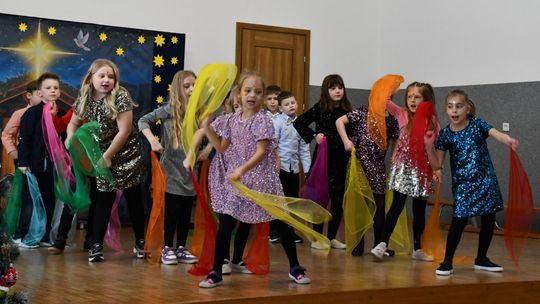 Gdów. Dzień Babci i Dziadka w Książnicach Gdów. Dzień Babci i Dziadka w Książnicach