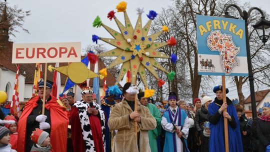 Gdów. Już po raz szósty wspólnie podążali do stajenki, aby oddać pokłon nowo narodzonemu Jezusowi