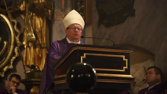 Kard. Grzegorz Ryś o Osobach Skrzywdzonych: To w nich najbardziej jest Jezus Chrystus