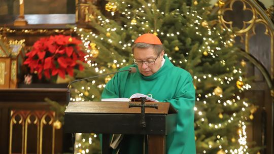 Kardynał Ryś o pomocy Ukrainie. Kijów bez prądu, potrzebne są generatory!