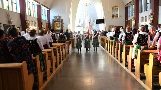Koła Gospodyń Wiejskich z gminy Gdów uczciły swoją patronkę. Spotkanie połączono ze wsparciem chorego mieszkańca