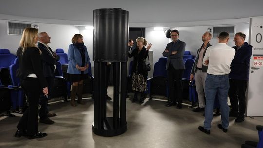 Komisja Oświaty w Młodzieżowym Obserwatorium Astronomicznym w Niepołomicach Komisja Oświaty w Młodzieżowym Obserwatorium Astronomicznym w Niepołomicach