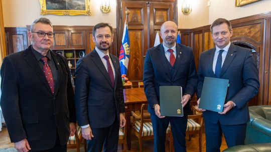 Kraków z unijnym wsparciem. Dziesiątki milionów na sieć wodociągowo-kanalizacyjną Kraków z unijnym wsparciem. Dziesiątki milionów na sieć wodociągowo-kanalizacyjną