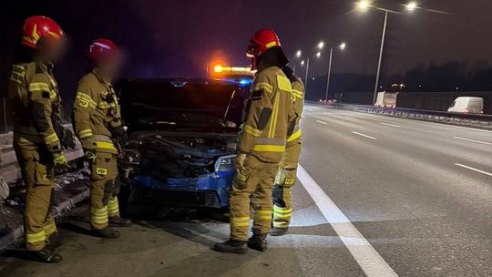 Kraków. Zderzenie dwóch samochodów na autostradzie A4