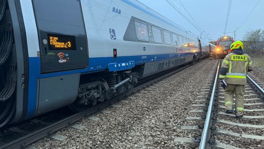 Mężczyzna potrącony przez pociąg pod Krakowem Mężczyzna potrącony przez pociąg pod Krakowem