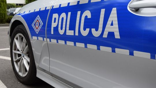 Napaść z nożem w ręce na policjantów w Komendzie Powiatowej Policji w Chrzanowie