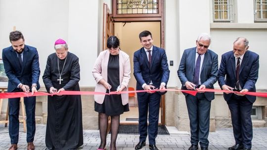 Nowoczesne leczenie i opieka w odnowionym obiekcie Szpitala w Kobierzynie