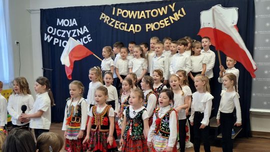 Nowy Wiśnicz rozbrzmiał patriotyczną piosenką