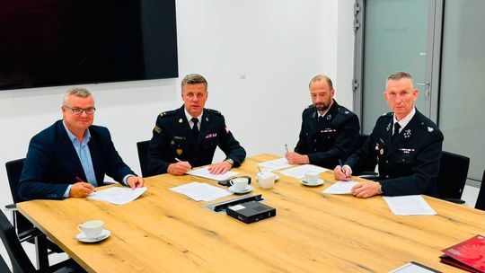 OSP Podłęże pozostaje w Krajowym Systemie Ratowniczo-Gaśniczym. Podpisano porozumienie na kolejne pięć lat