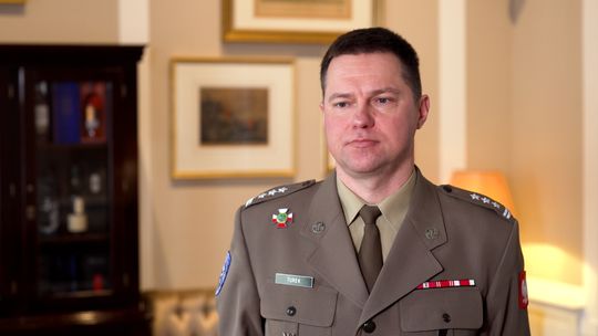 Pięciokrotnie więcej ataków na wojskowe sieci i systemy teleinformatyczne niż przed wybuchem wojny w Ukrainie. AI będzie mocniej wspierać cyberobronę