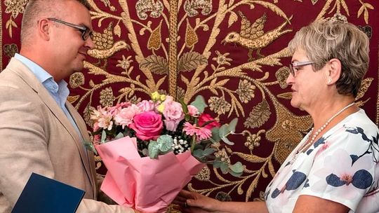 Po ponad 32 latach pracy w niepołomickim magistracie Anna Potaczek przeszła na emeryturę