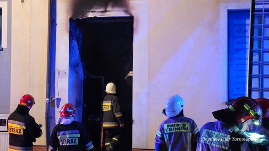 Podpalacz sprawcą nocnego pożaru przy ul. Przemysłowej w Tarnowie