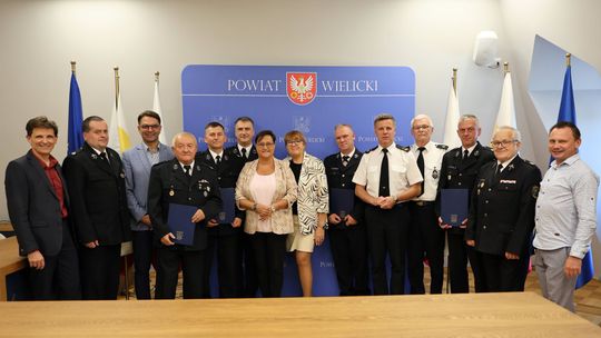 Ponad 339 tys. zł dla strażaków ochotników. Powiat Wielicki podpisał kolejne umowy z OSP