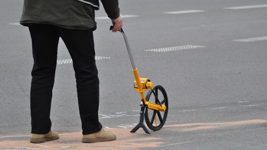 Poważny wypadek w Szczawie. Rowerzystę zabrał śmigłowiec LPR