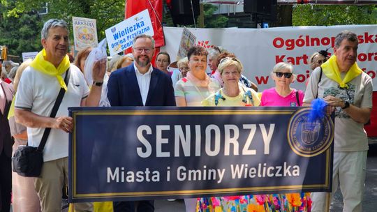 Seniorzy z Wieliczki uczestniczyli w XIII Międzynarodowych Senioraliach w Krakowie