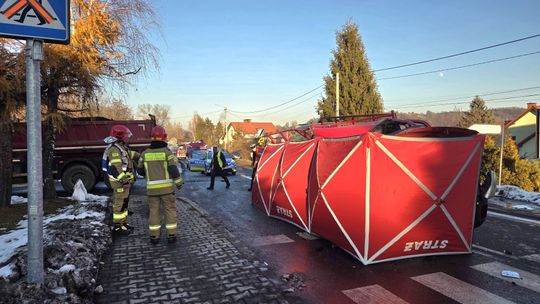 Śmiertelny wypadek w powiecie bocheńskim. Zderzenie ciężarówki z busem!