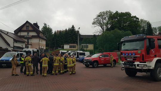 Śmigłowiec zniknął z radaru w rejonie Kasiny Wielkiej. Pilot nie żyje!