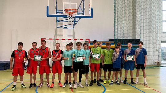Sportowe emocje w Mietniowie! Znamy zwycięzców gminnych zawodów w koszykówce 3x3