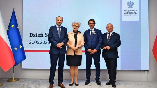 Starosta Wielicki Roman Ptak z honorowym wyróżnieniem „Zasłużony dla Samorządu Terytorialnego”