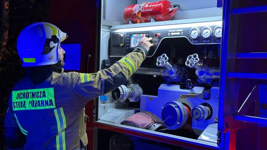 Tragiczny pożar w powiecie proszowicki, reanimowano mężczyznę jednak nie przeżył