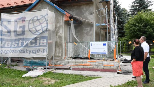 Trwa termomodernizacja szkoły w Wiatowicach. Inwestycja za blisko milion złotych