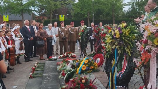 W 79. rocznicę bitwy pod Arnhem Wieliczka oddaje hołd bohaterom...