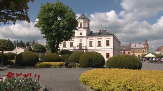 W gminie Tuchów na COVID-19 zachorowało 89 osób, zakażeni koronawirusem są też mieszkańcy gminy Ryglice i miasta Tarnowa