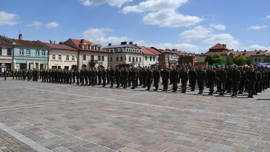 „Warto być dumnym z Wojska Polskiego”. Święto 11 MBOT 