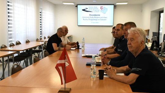 Więcej patroli na drogach gminy Gdów. Powodem budowa linii kolejowej i wzmożony ruch ciężarówek