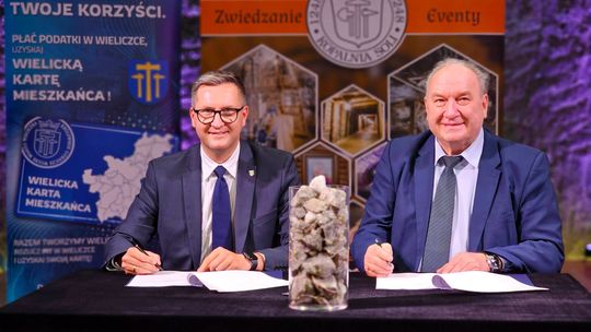 Wieliczka i Bochnia zacieśniają współpracę. Posiadacze Wielickiej Karty Mieszkańca skorzystają z oferty Kopalni Soli Bochnia