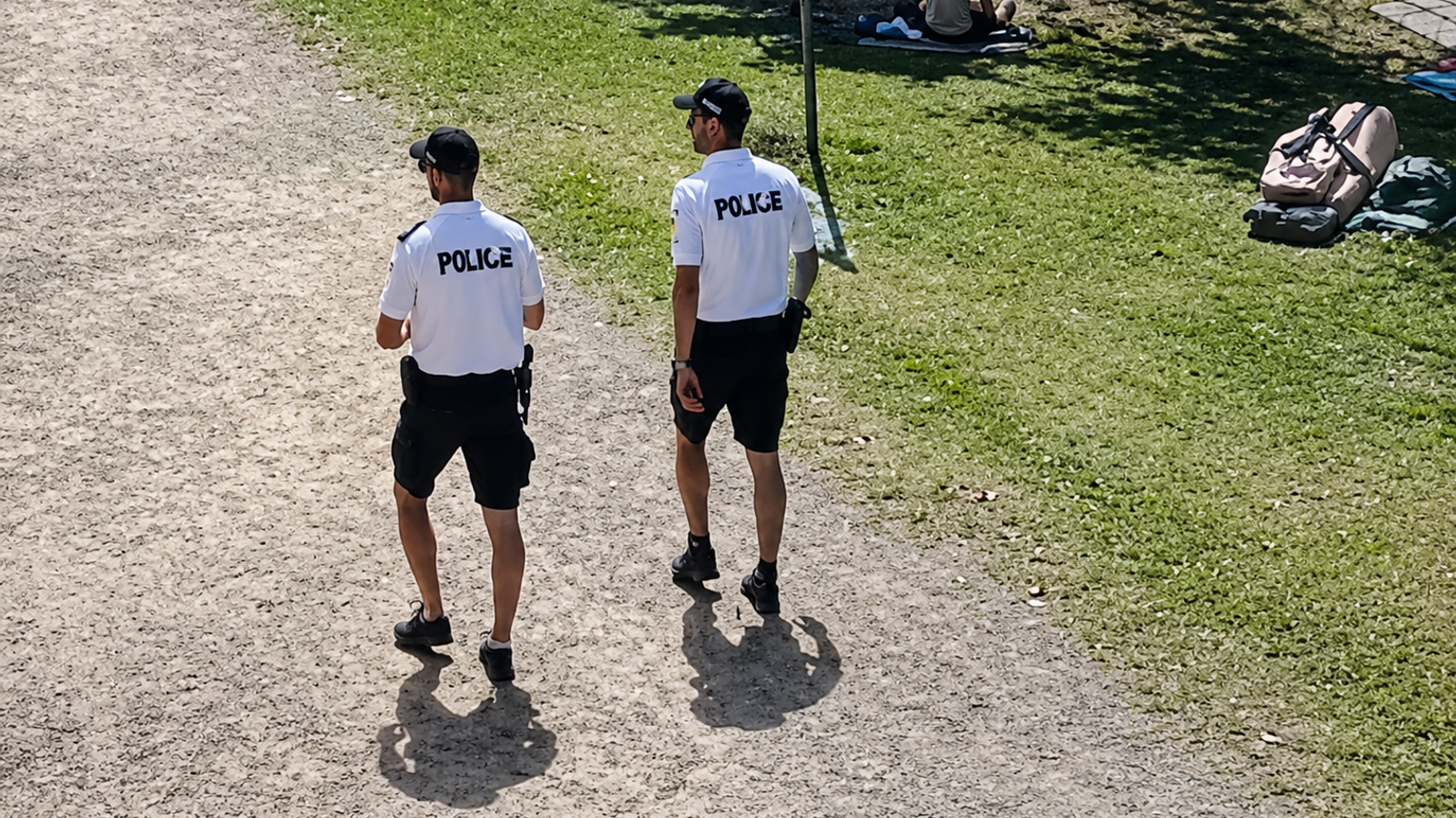 Dramat nad krakowskim akwenem. 70-latek stracił funkcje życiowe, trwała desperacka walka o jego życie