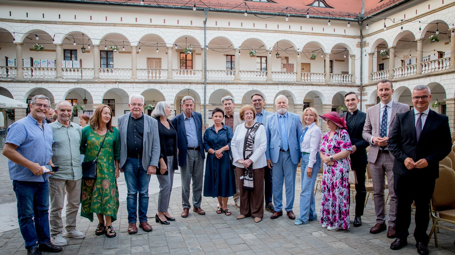 Hanna Suchocka gościem Salonu Czwartkowego w Niepołomicach. Była premier wspominała Watykan i trzech papieży