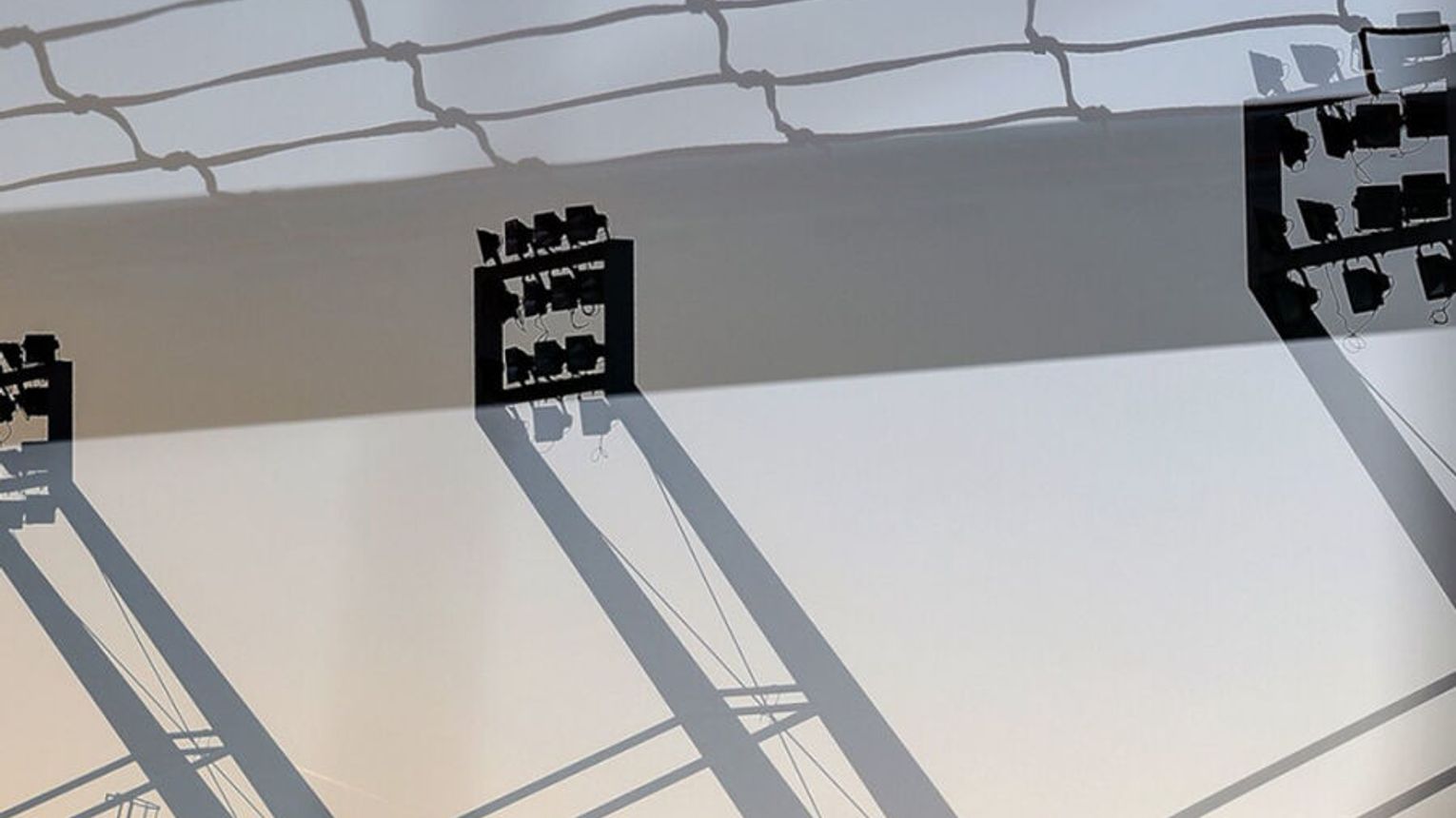 Kraków modernizuje oświetlenia stadionów na 120-lecie klubów