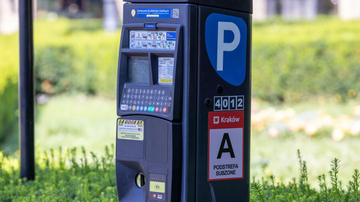 Kraków. Zmiany w Obszarze Płatnego Parkowania. Mieszkańcy nie płacą za postój w niedziele