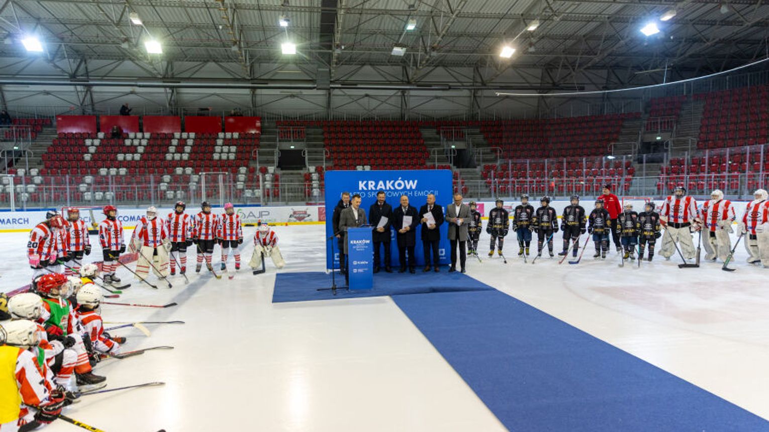 Modernizacja lodowiska przy ul. Siedleckiego w Krakowie z dofinansowaniem Ministerstwa Sportu i Turystyki