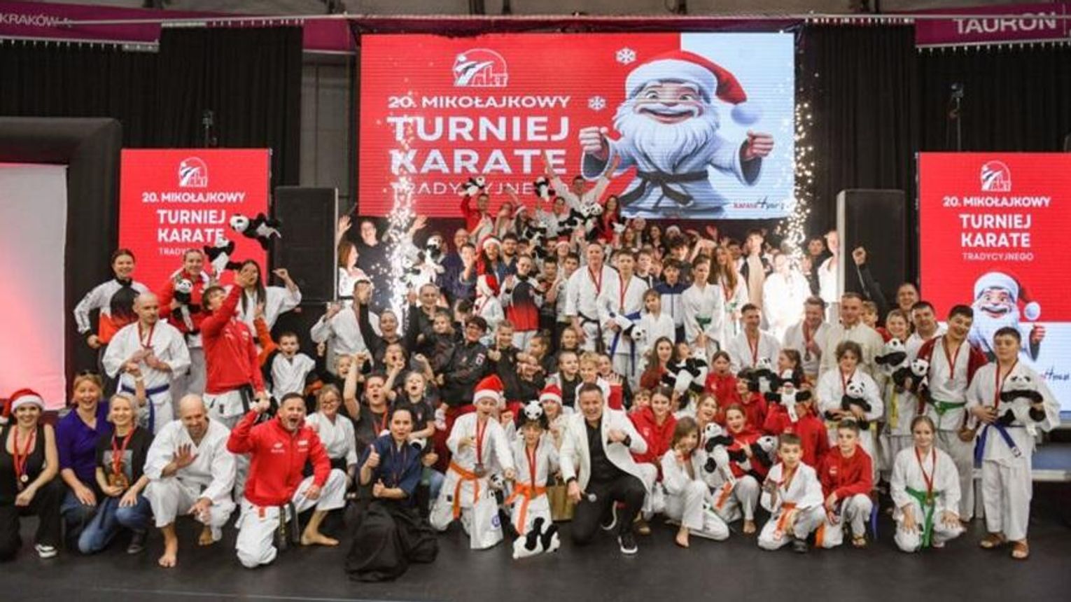 Niepołomice. 900 karateków na 20. Turnieju Mikołajkowym