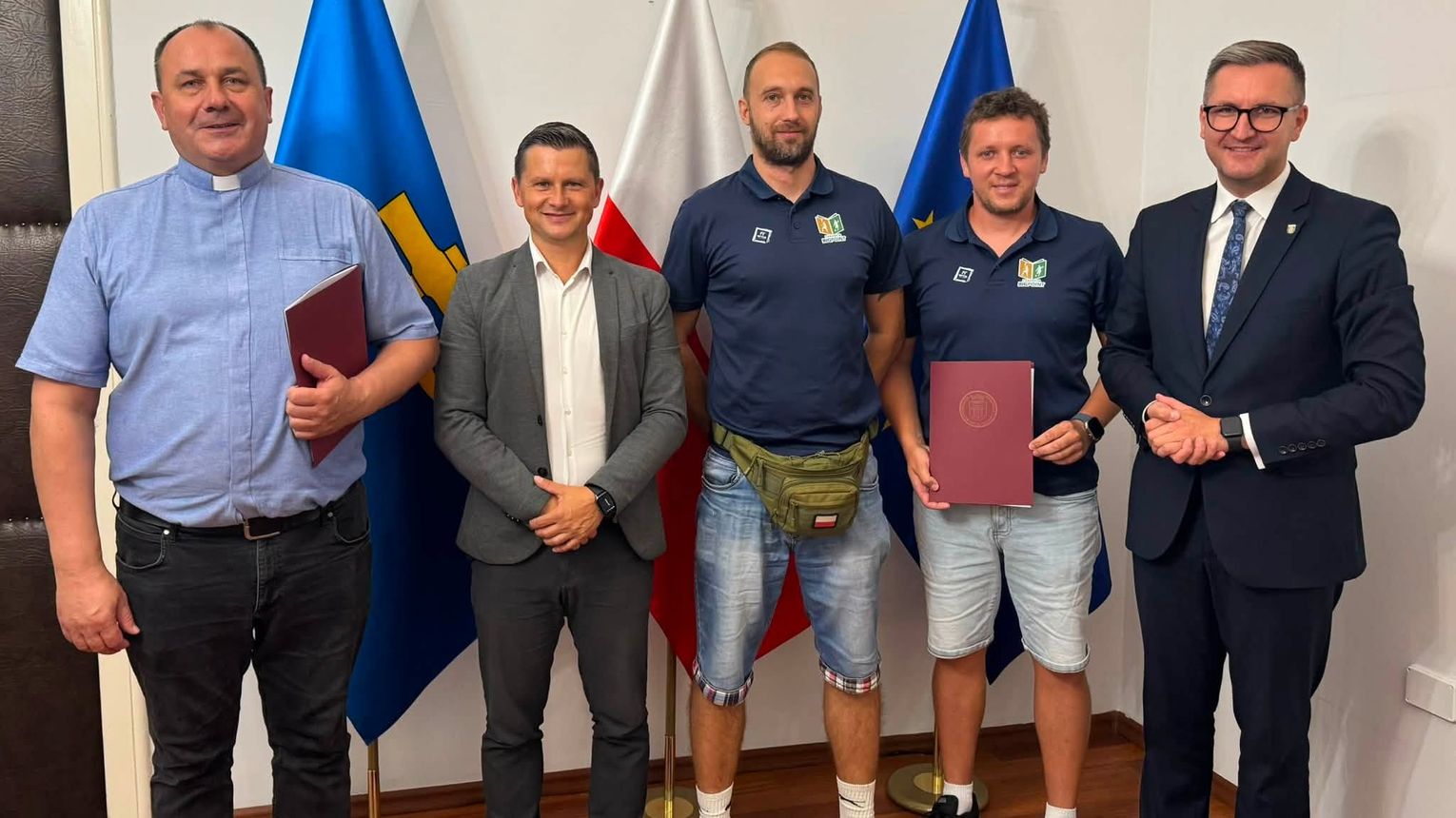 Nowy etap dla boiska sportowego w Pawlikowicach. Obiekt będzie służył mieszkańcom i młodym sportowcom