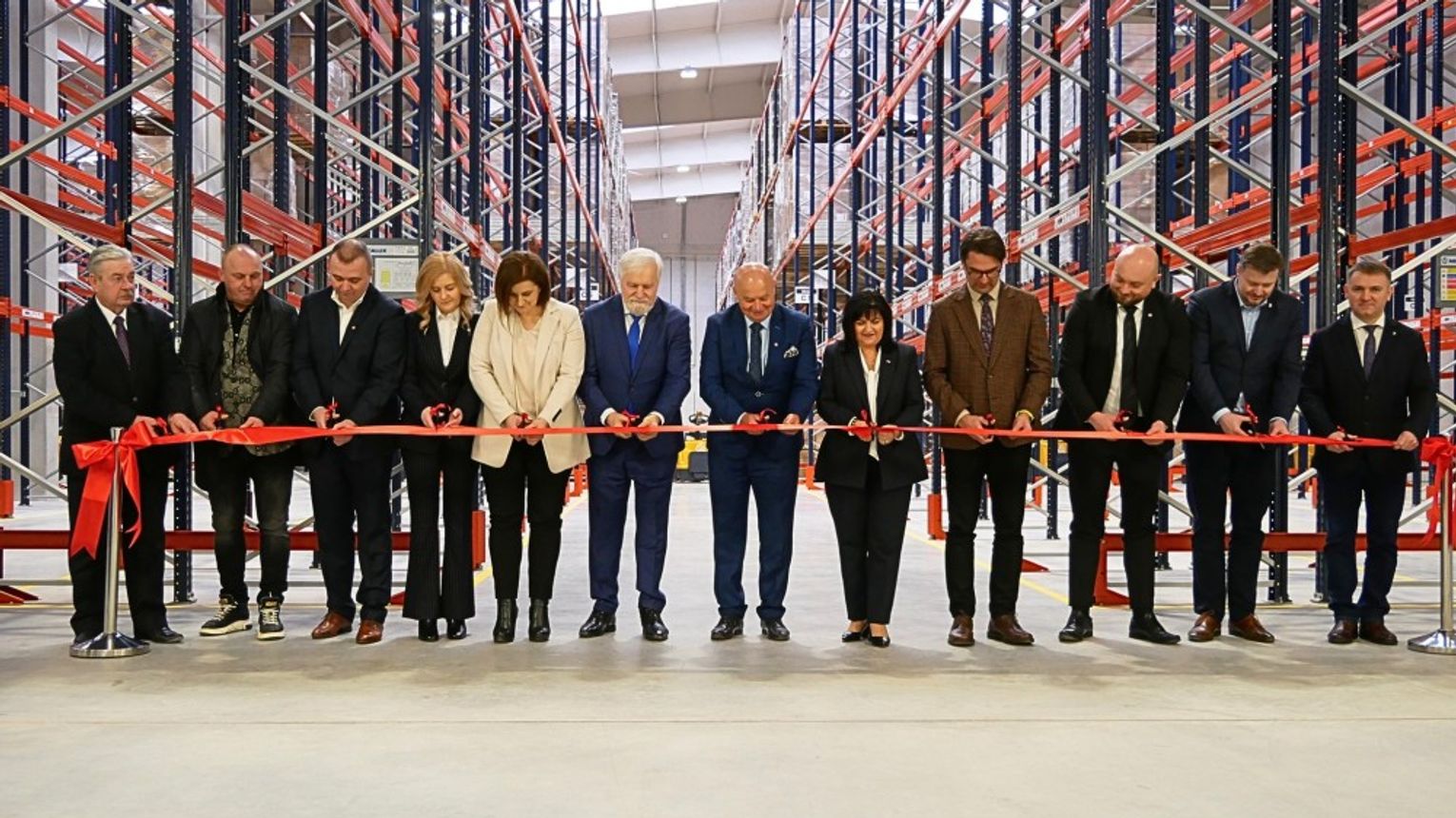 Otwarcie nowej hali, budynku biurowego i wzorcowni Firmy Chomik Gdów