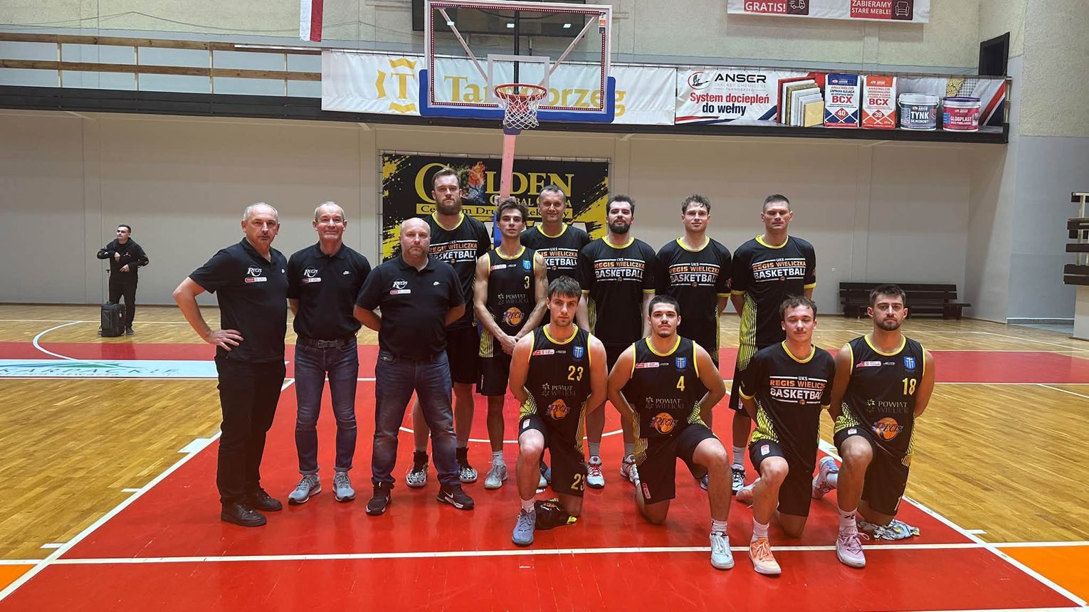 Pierwsze zwycięstwo Regisu Wieliczka w 2. lidze. Pewna wygrana w Tarnobrzegu