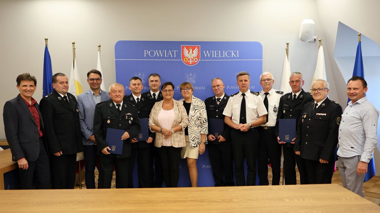Ponad 339 tys. zł dla strażaków ochotników. Powiat Wielicki podpisał kolejne umowy z OSP