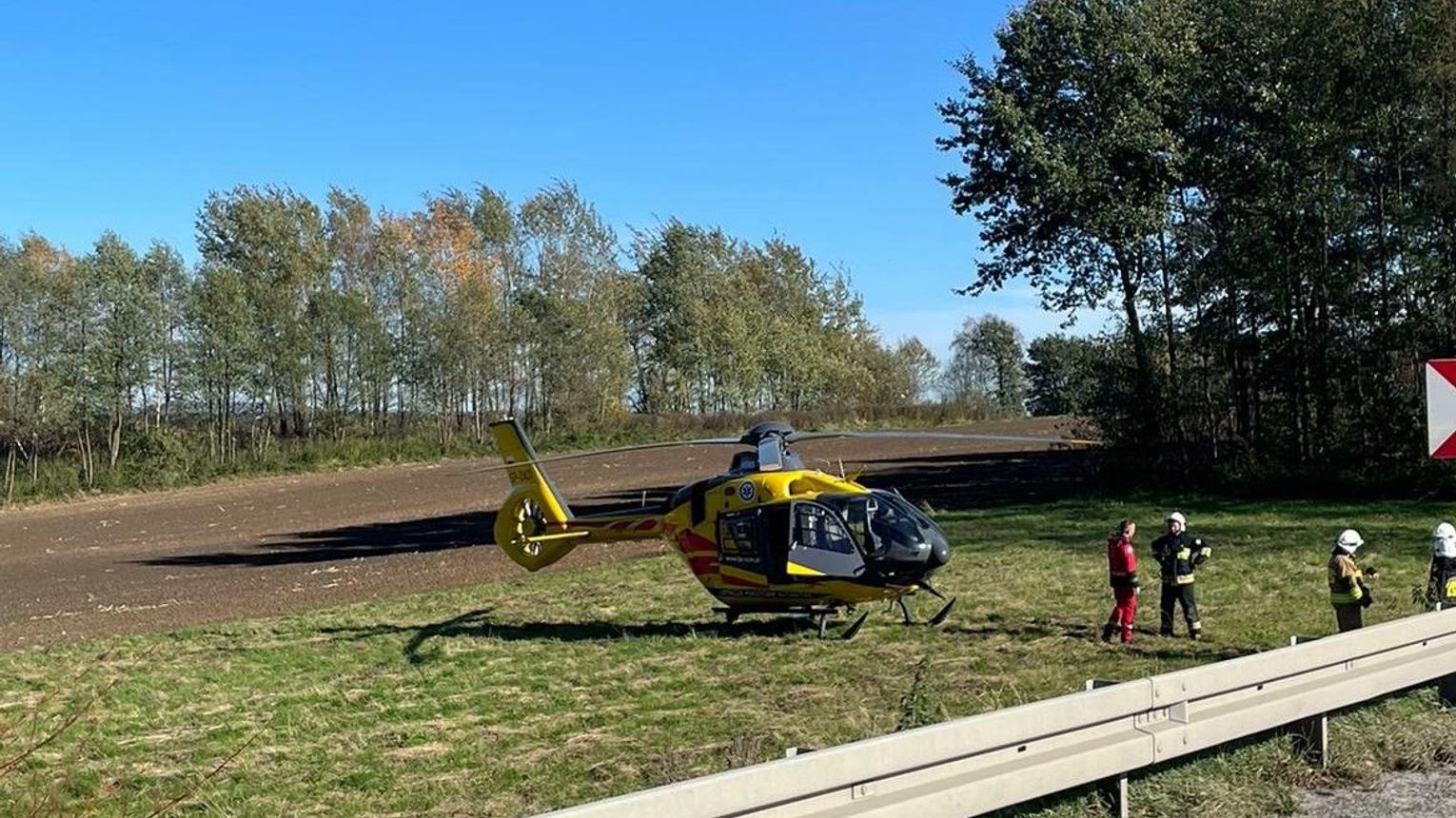 Poszkodowana śmigłowcem przetransportowana do szpitala po zderzeniu dwóch rowerów
