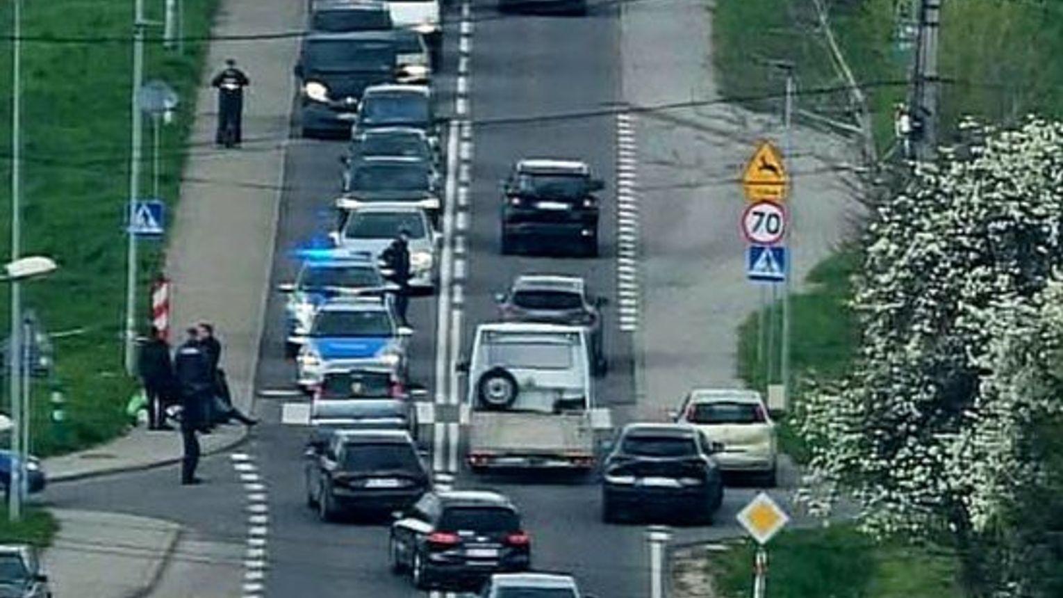 Potrącenie pieszej na przejściu w Bochni. 64-latka trafiła do szpitala