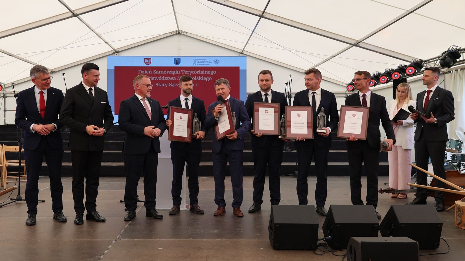 Samorządowcy z całej Małopolski spotkali się w Starym Sączu. Wręczono statuetki św. Kingi dla gmin z najwyższą liczbą urodzeń