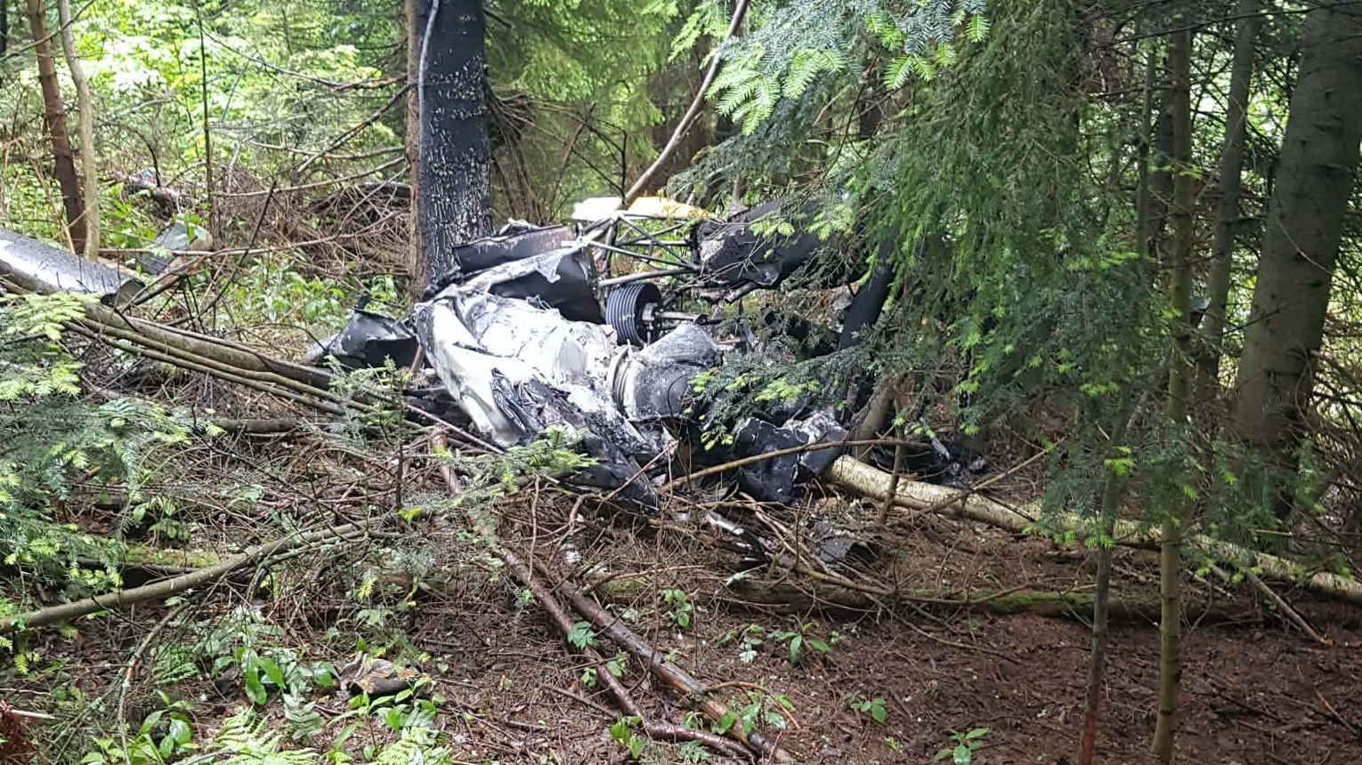 Śmigłowiec zniknął z radaru w rejonie Kasiny Wielkiej. Pilot nie żyje!